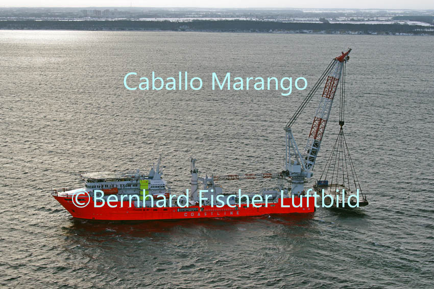Caballo Marango vor Warnemünde I, Bernhard Fischer Luftbild (Nr. 1823), 21.01.2013