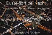 nan_Duesseldorf bei Nacht, Schadowstraße und Königsallee, Bernhard Fischer Luftbild, Nr. 1888, 23.02.2014